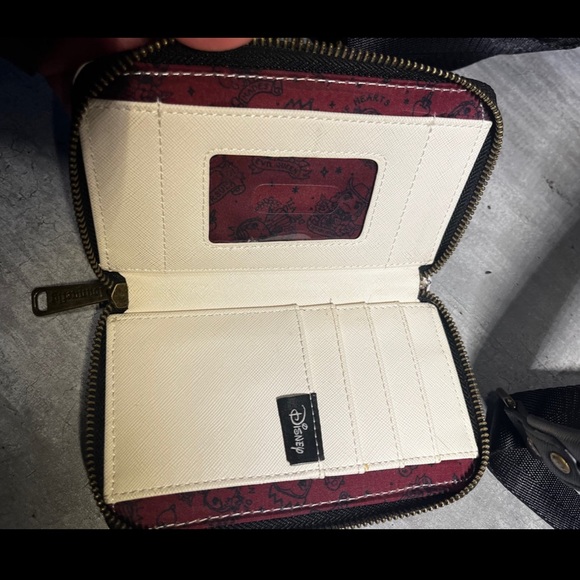 Loungefly Villians Backpack,Wallet and Keychain mirror - Picture 10 of 11